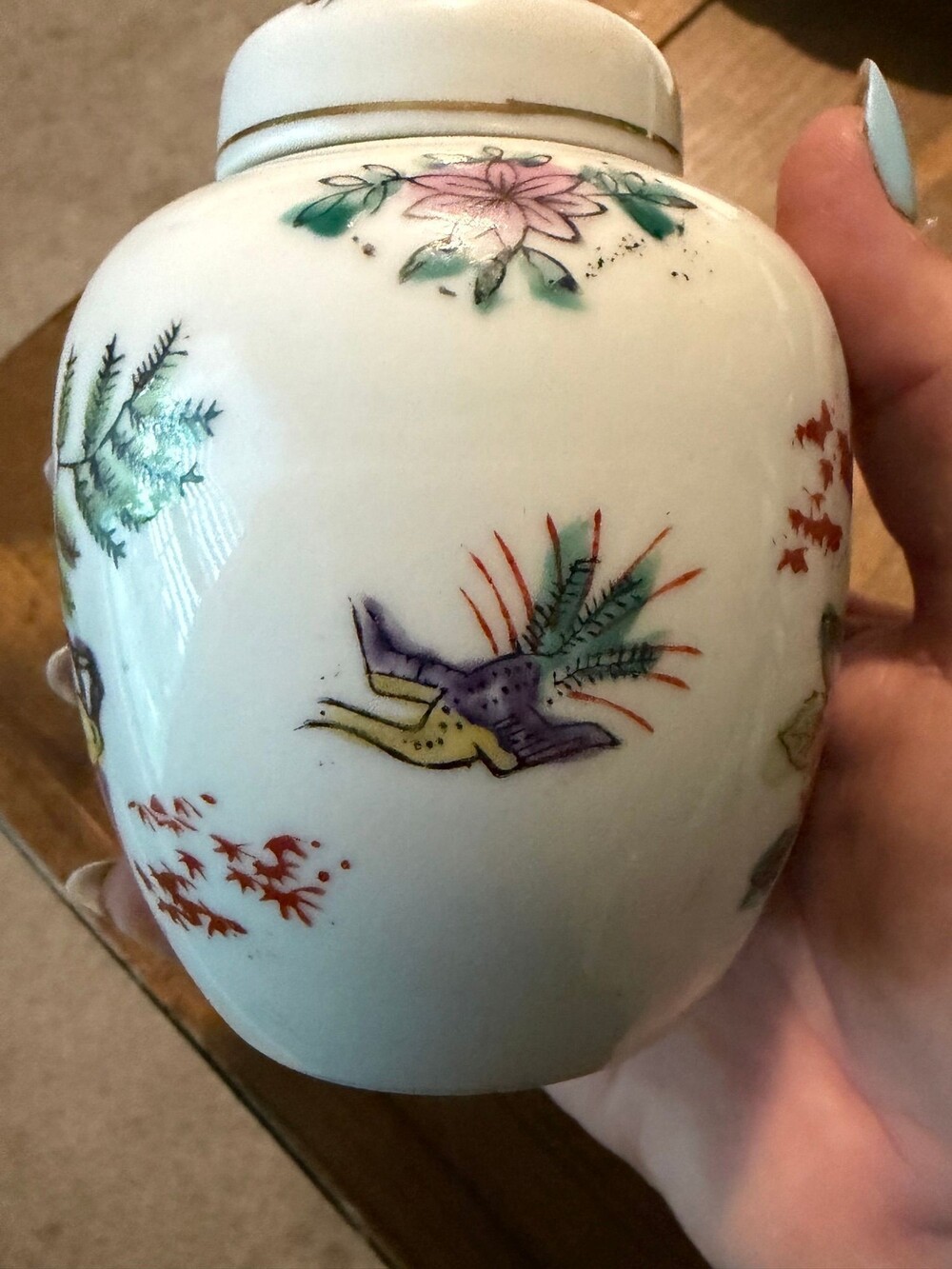 #38 vintage hand painted ginger jar